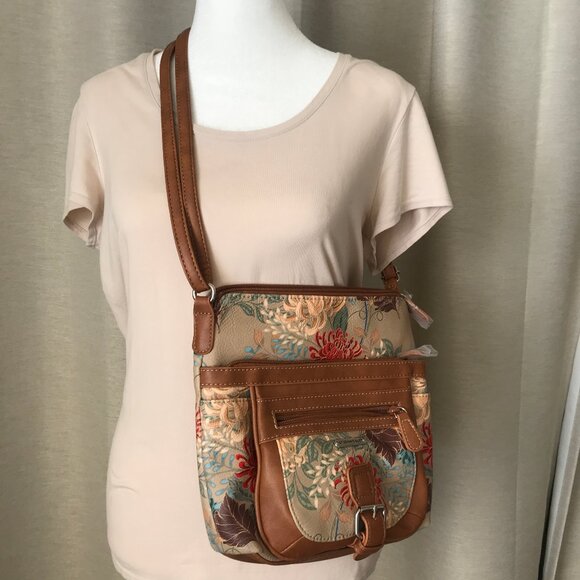 Fall Print St. John’s Bay Shoulder Purse – Brand New with Tags! - Picture 3 of 7